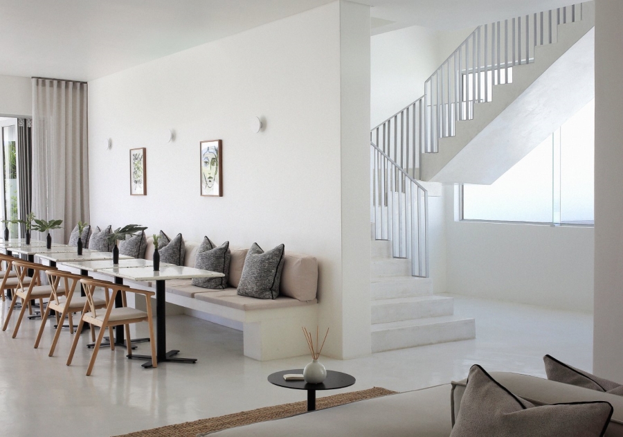 To Let 8 Bedroom Property for Rent in Bakoven Western Cape
